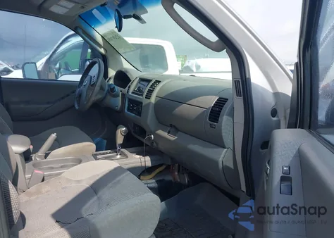 2006 Nissan Frontier Crew Cab Le/Se/Off Road z USA, uszkodzony, nr VIN 1N6AD07W86C456173